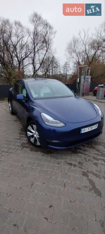 Внедорожник / Кроссовер Tesla Model Y 2020 в Киеве
