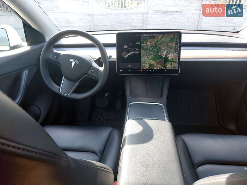 Внедорожник / Кроссовер Tesla Model Y 2021 в Днепре