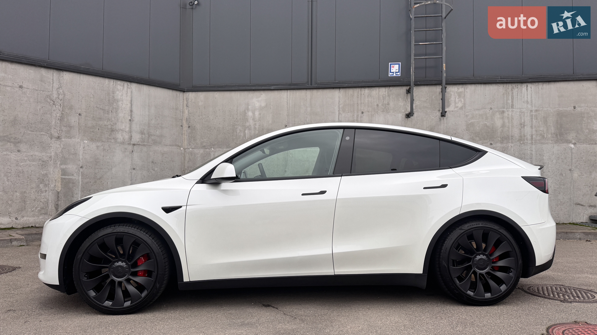 2022 Tesla Model Y - мініатюра 2