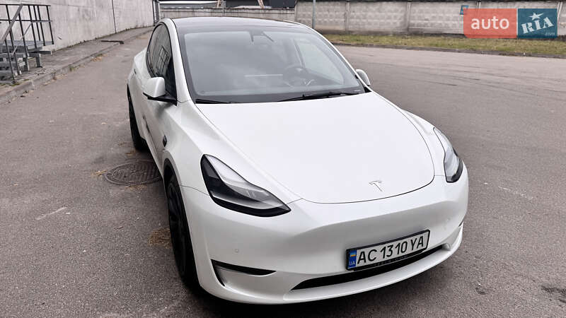 Внедорожник / Кроссовер Tesla Model Y 2022 в Киеве