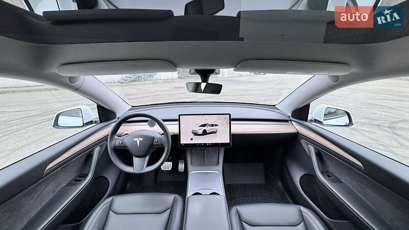 Внедорожник / Кроссовер Tesla Model Y 2022 в Киеве