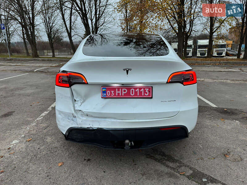 Позашляховик / Кросовер Tesla Model Y 2023 в Рівному