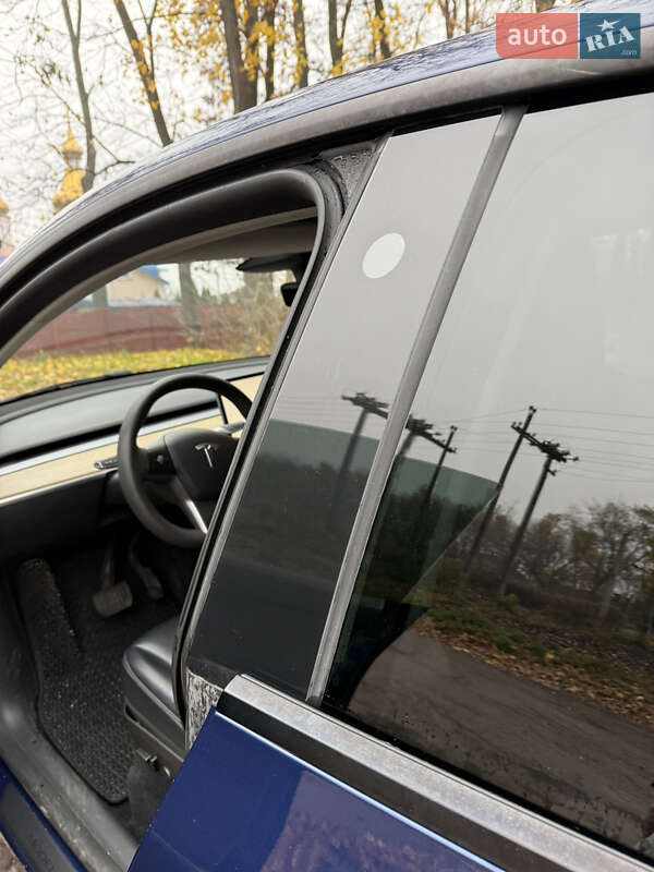 Внедорожник / Кроссовер Tesla Model Y 2022 в Ровно