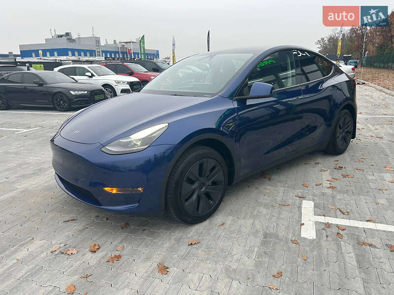 Позашляховик / Кросовер Tesla Model Y 2024 в Києві фото 2 Позашляховик / Кросовер Tesla Model Y 2024 в Києві