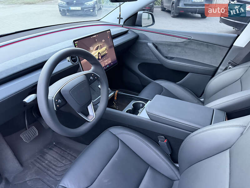 Внедорожник / Кроссовер Tesla Model Y 2025 в Днепре фото 15 Внедорожник / Кроссовер Tesla Model Y 2025 в Днепре