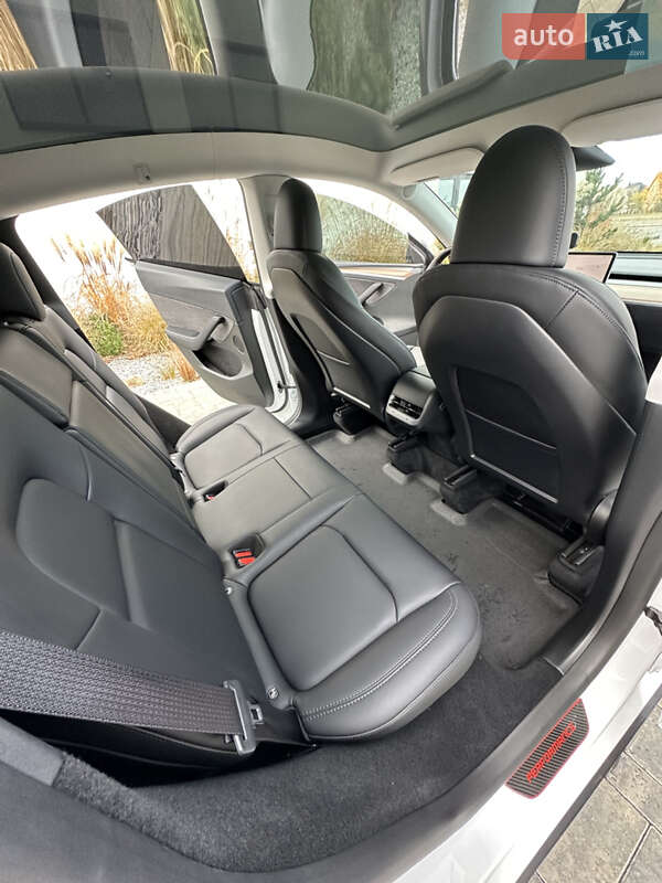 Внедорожник / Кроссовер Tesla Model Y 2023 в Луцке фото 16 Внедорожник / Кроссовер Tesla Model Y 2023 в Луцке