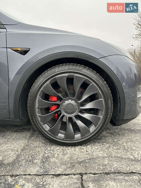 Внедорожник / Кроссовер Tesla Model Y 2021 в Харькове