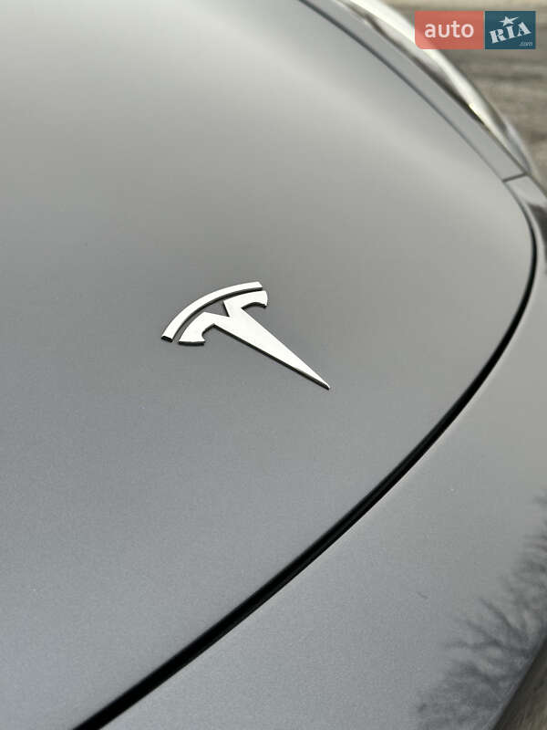 Внедорожник / Кроссовер Tesla Model Y 2021 в Харькове