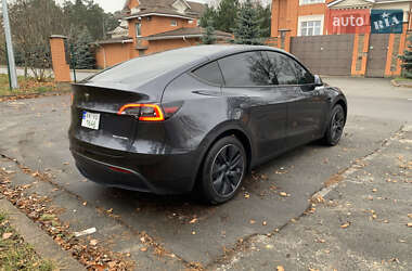 Внедорожник / Кроссовер Tesla Model Y 2024 в Киеве