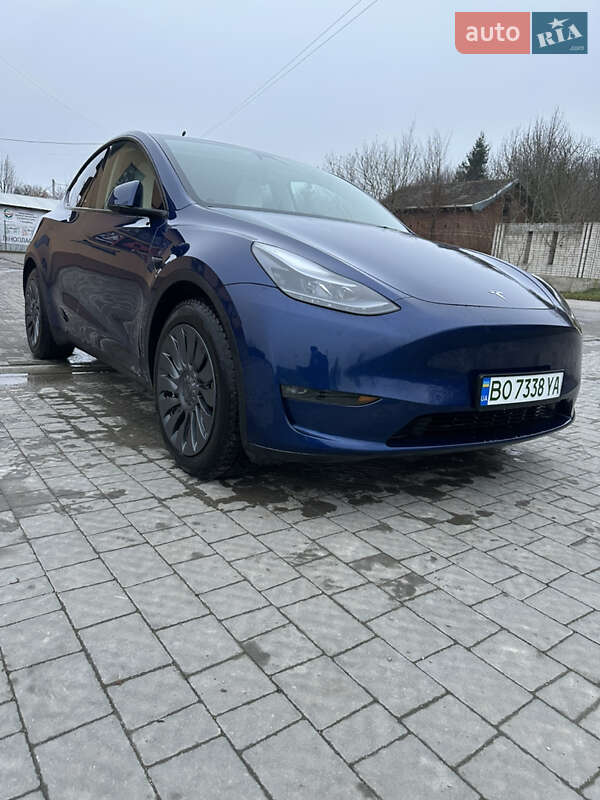 Tesla Model Y 2024 Tesla Model Y 2024