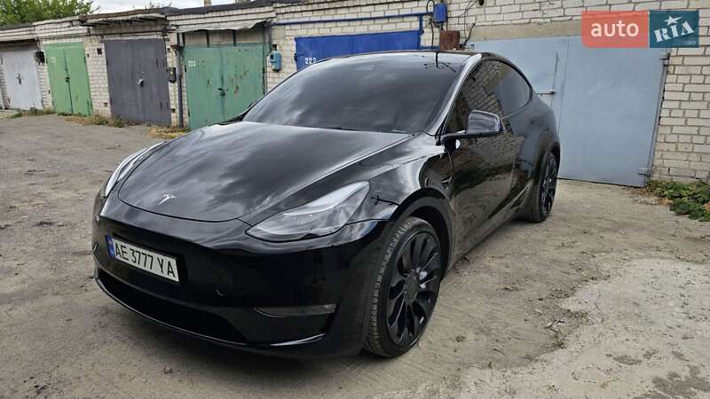 Позашляховик / Кросовер Tesla Model Y 2022 в Дніпрі