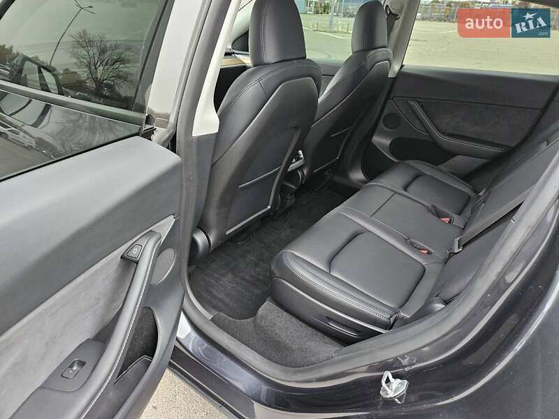 Внедорожник / Кроссовер Tesla Model Y 2024 в Днепре фото 24 Внедорожник / Кроссовер Tesla Model Y 2024 в Днепре