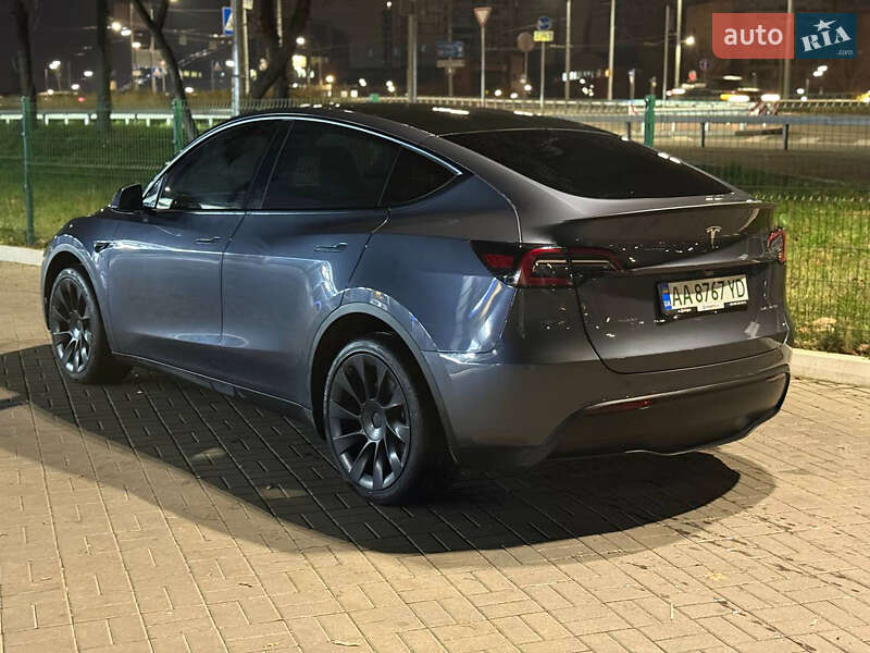 Позашляховик / Кросовер Tesla Model Y 2023 в Києві