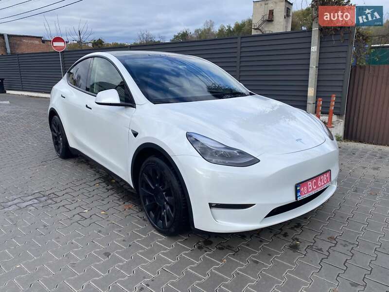 Внедорожник / Кроссовер Tesla Model Y 2023 в Киеве