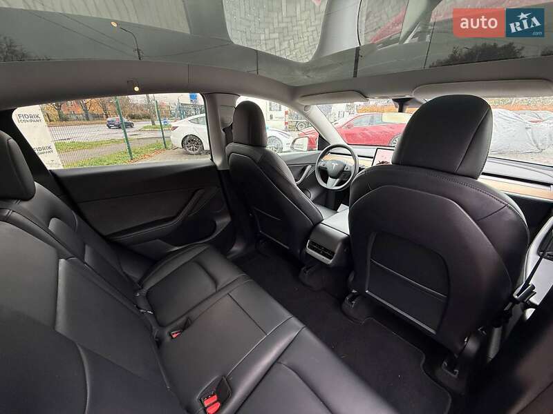 Позашляховик / Кросовер Tesla Model Y 2020 в Луцьку