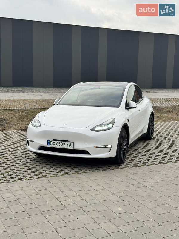 Внедорожник / Кроссовер Tesla Model Y 2022 в Хмельницком фото 2 Внедорожник / Кроссовер Tesla Model Y 2022 в Хмельницком