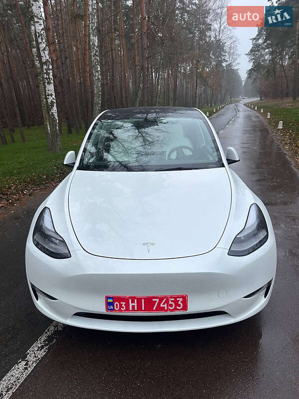 Внедорожник / Кроссовер Tesla Model Y 2023 в Василькове