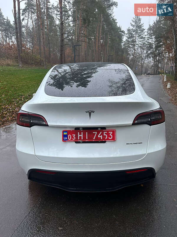 Внедорожник / Кроссовер Tesla Model Y 2023 в Василькове