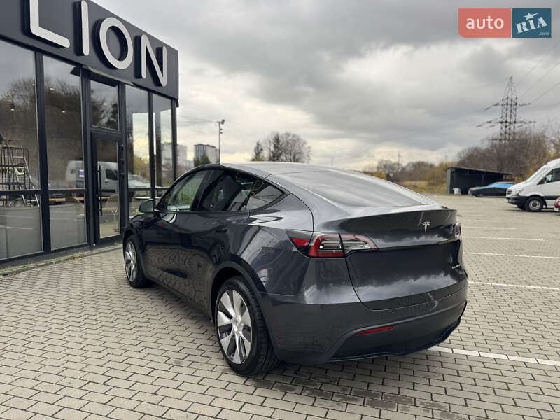 Внедорожник / Кроссовер Tesla Model Y 2024 в Львове