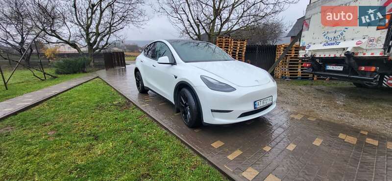 Позашляховик / Кросовер Tesla Model Y 2023 в Івано-Франківську фото 13 Позашляховик / Кросовер Tesla Model Y 2023 в Івано-Франківську