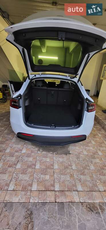 Позашляховик / Кросовер Tesla Model Y 2023 в Івано-Франківську фото 22 Позашляховик / Кросовер Tesla Model Y 2023 в Івано-Франківську