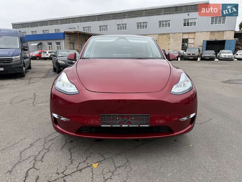 Внедорожник / Кроссовер Tesla Model Y 2024 в Киеве фото 6 Внедорожник / Кроссовер Tesla Model Y 2024 в Киеве