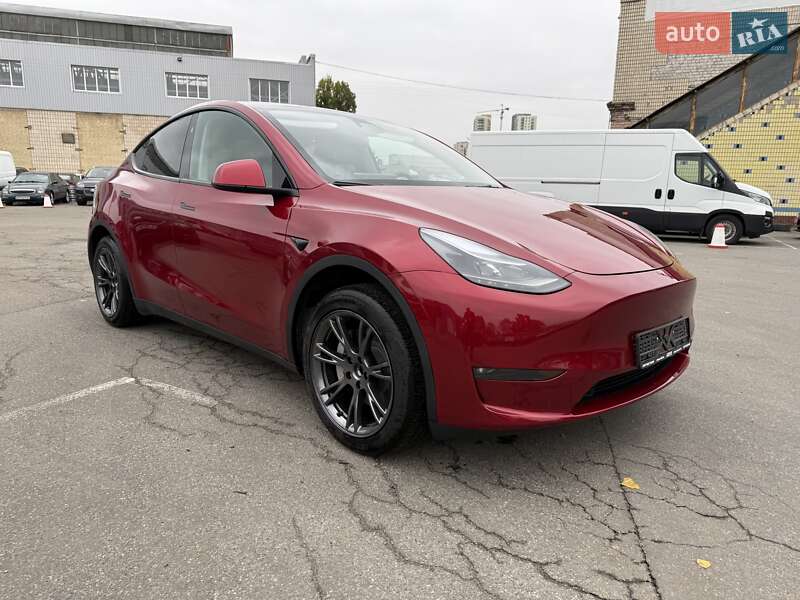 Внедорожник / Кроссовер Tesla Model Y 2024 в Киеве фото 4 Внедорожник / Кроссовер Tesla Model Y 2024 в Киеве