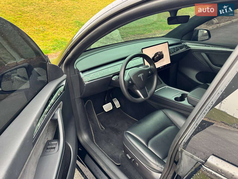 Позашляховик / Кросовер Tesla Model Y 2022 в Дніпрі