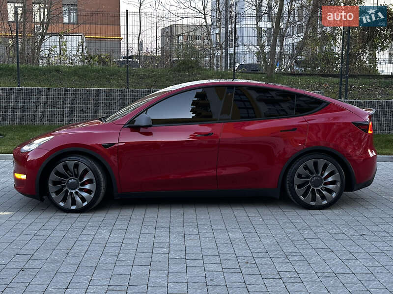 Позашляховик / Кросовер Tesla Model Y 2021 в Львові фото 5 Позашляховик / Кросовер Tesla Model Y 2021 в Львові