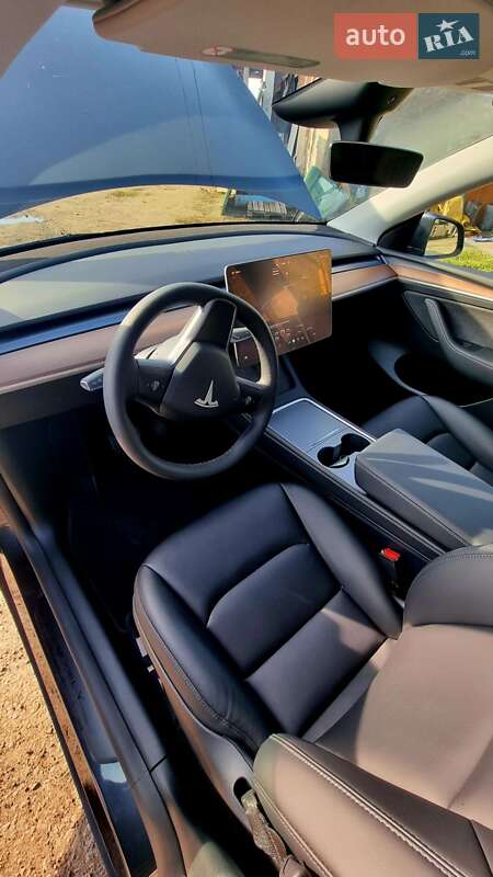 Внедорожник / Кроссовер Tesla Model Y 2024 в Гайвороне фото 12 Внедорожник / Кроссовер Tesla Model Y 2024 в Гайвороне