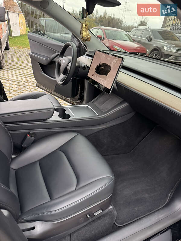 Внедорожник / Кроссовер Tesla Model Y 2022 в Киеве фото 10 Внедорожник / Кроссовер Tesla Model Y 2022 в Киеве