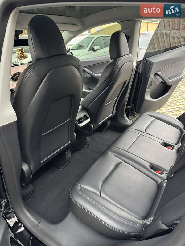 Внедорожник / Кроссовер Tesla Model Y 2022 в Киеве фото 11 Внедорожник / Кроссовер Tesla Model Y 2022 в Киеве