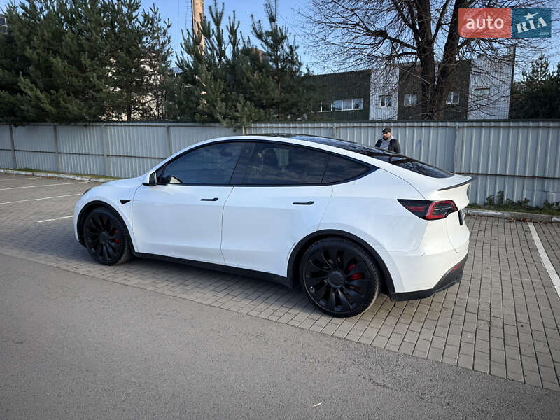 Внедорожник / Кроссовер Tesla Model Y 2023 в Луцке фото 18 Внедорожник / Кроссовер Tesla Model Y 2023 в Луцке