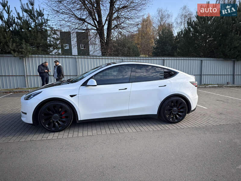 Внедорожник / Кроссовер Tesla Model Y 2023 в Луцке фото 20 Внедорожник / Кроссовер Tesla Model Y 2023 в Луцке