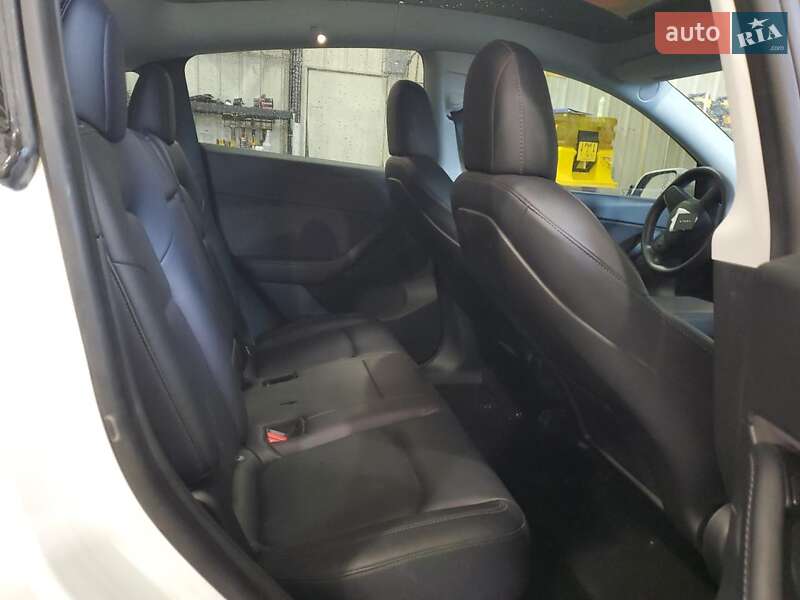 Внедорожник / Кроссовер Tesla Model Y 2020 в Запорожье