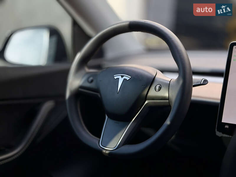 Внедорожник / Кроссовер Tesla Model Y 2022 в Харькове