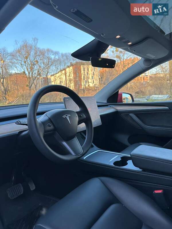Внедорожник / Кроссовер Tesla Model Y 2023 в Львове фото 14 Внедорожник / Кроссовер Tesla Model Y 2023 в Львове