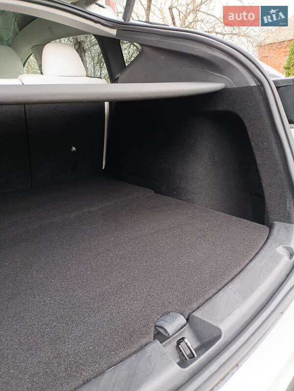 Внедорожник / Кроссовер Tesla Model Y 2022 в Мерефа фото 17 Внедорожник / Кроссовер Tesla Model Y 2022 в Мерефа