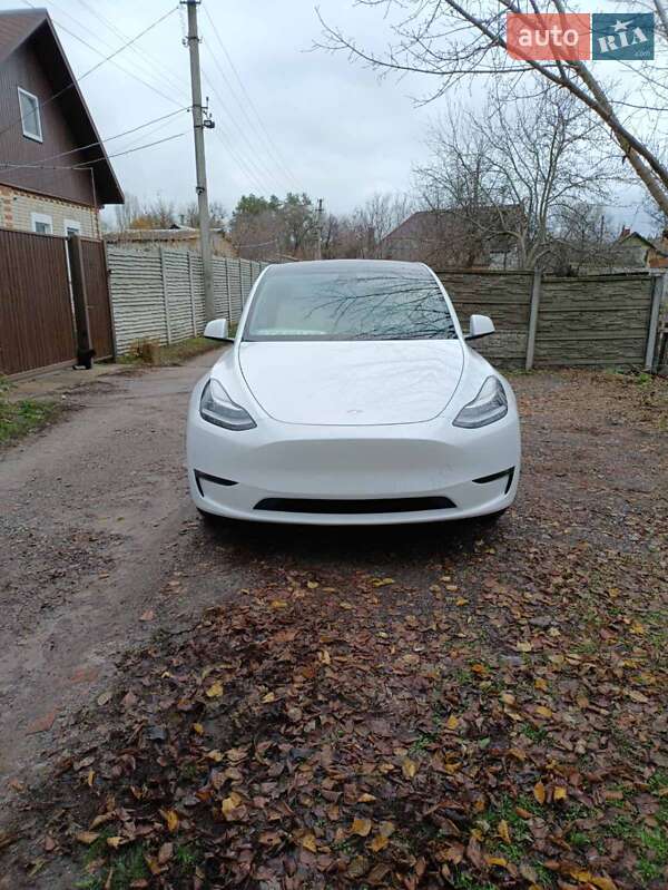 Tesla Model Y 2022 Tesla Model Y 2022