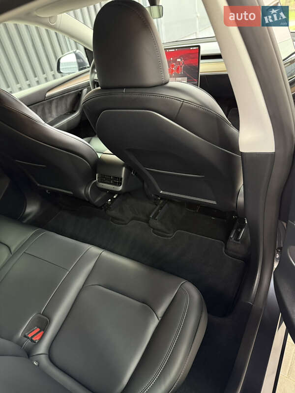 Внедорожник / Кроссовер Tesla Model Y 2023 в Львове фото 10 Внедорожник / Кроссовер Tesla Model Y 2023 в Львове