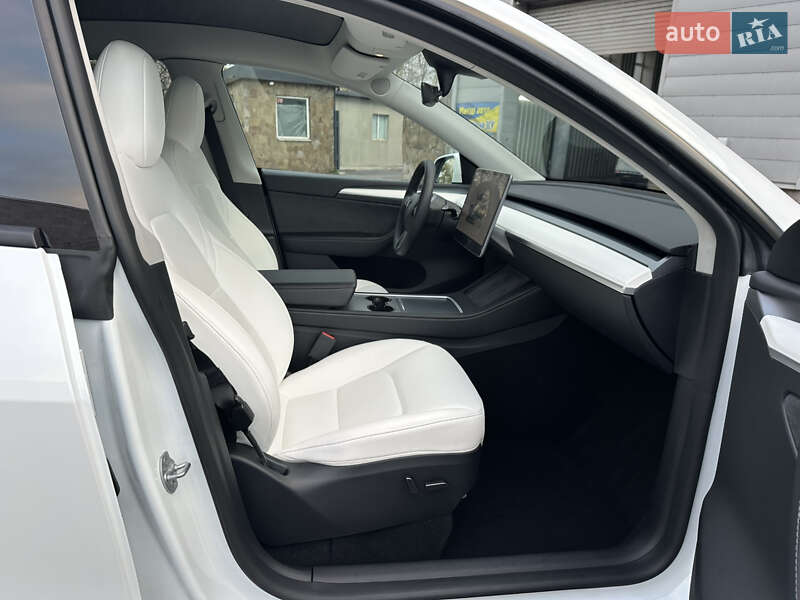 Внедорожник / Кроссовер Tesla Model Y 2023 в Днепре фото 30 Внедорожник / Кроссовер Tesla Model Y 2023 в Днепре