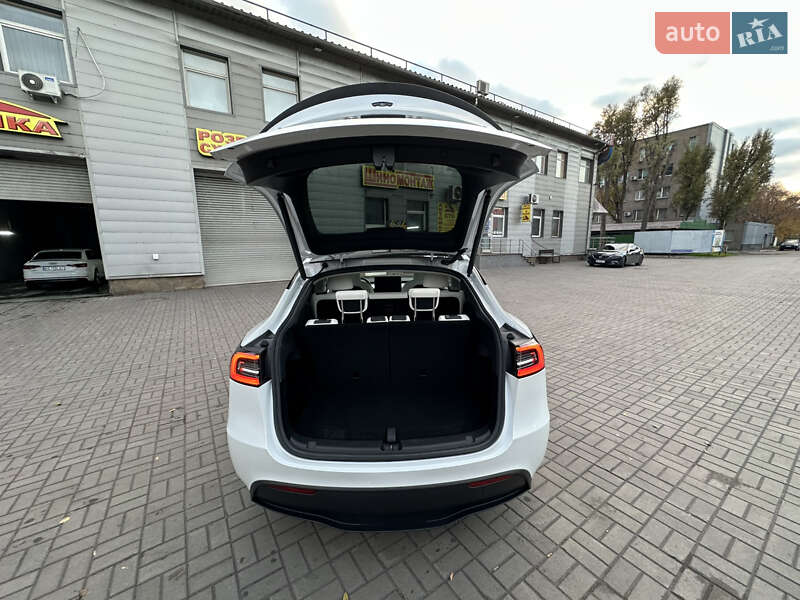 Внедорожник / Кроссовер Tesla Model Y 2023 в Днепре фото 32 Внедорожник / Кроссовер Tesla Model Y 2023 в Днепре
