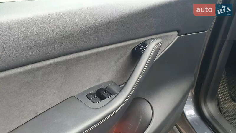 Внедорожник / Кроссовер Tesla Model Y 2021 в Киеве фото 24 Внедорожник / Кроссовер Tesla Model Y 2021 в Киеве