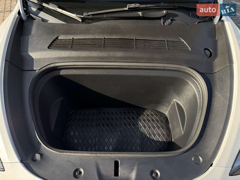 Позашляховик / Кросовер Tesla Model Y 2022 в Вінниці фото 12 Позашляховик / Кросовер Tesla Model Y 2022 в Вінниці