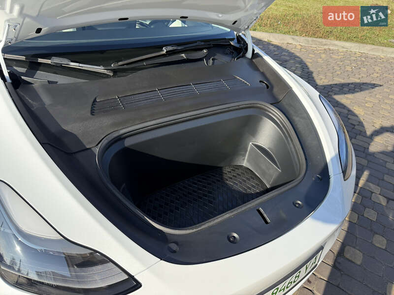 Позашляховик / Кросовер Tesla Model Y 2022 в Вінниці фото 14 Позашляховик / Кросовер Tesla Model Y 2022 в Вінниці