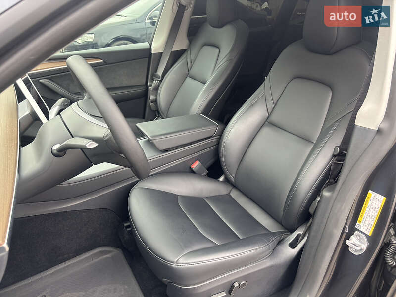 Внедорожник / Кроссовер Tesla Model Y 2024 в Киеве фото 15 Внедорожник / Кроссовер Tesla Model Y 2024 в Киеве