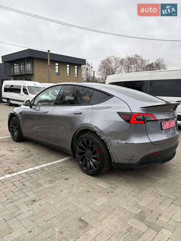 Внедорожник / Кроссовер Tesla Model Y 2024 в Ровно фото 7 Внедорожник / Кроссовер Tesla Model Y 2024 в Ровно