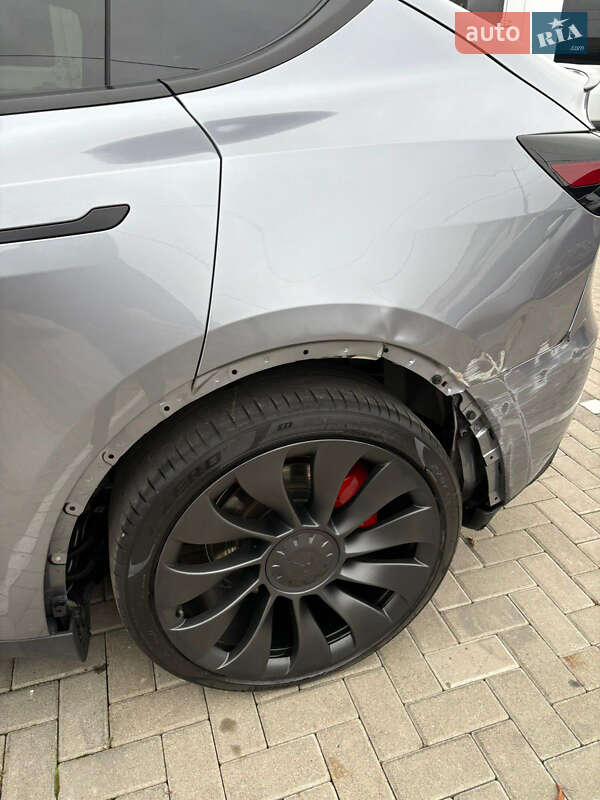 Внедорожник / Кроссовер Tesla Model Y 2024 в Ровно фото 12 Внедорожник / Кроссовер Tesla Model Y 2024 в Ровно