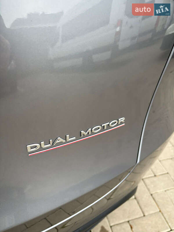 Внедорожник / Кроссовер Tesla Model Y 2024 в Ровно фото 17 Внедорожник / Кроссовер Tesla Model Y 2024 в Ровно