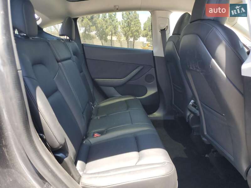 Внедорожник / Кроссовер Tesla Model Y 2021 в Самборе фото 2 Внедорожник / Кроссовер Tesla Model Y 2021 в Самборе